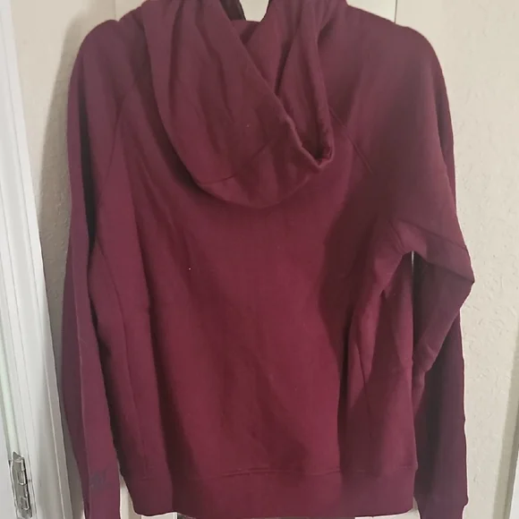 G West Maroon Hoodie - Picture 2 of 3